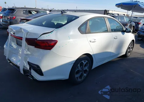 2020 Kia Forte Lxs из США, поврежденный, VIN 3KPF24AD3LE246520
